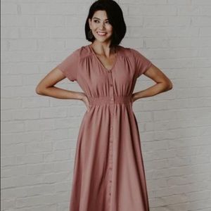 Mauve button maxi dress (nursing friendly) ✨